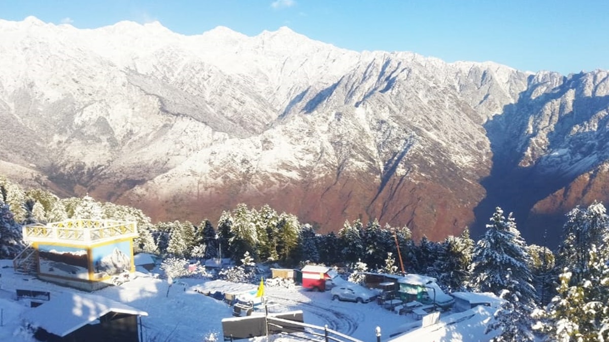 snowfall in uttarakhand today