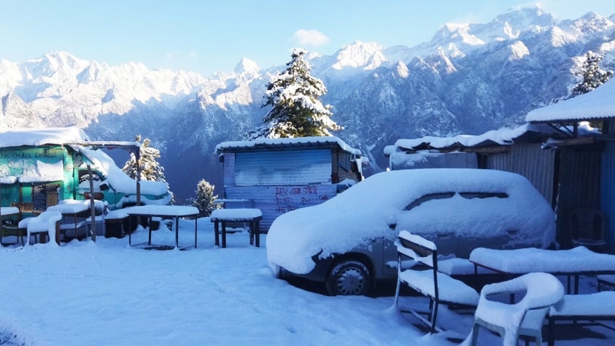 snowfall in uttarakhand 2023