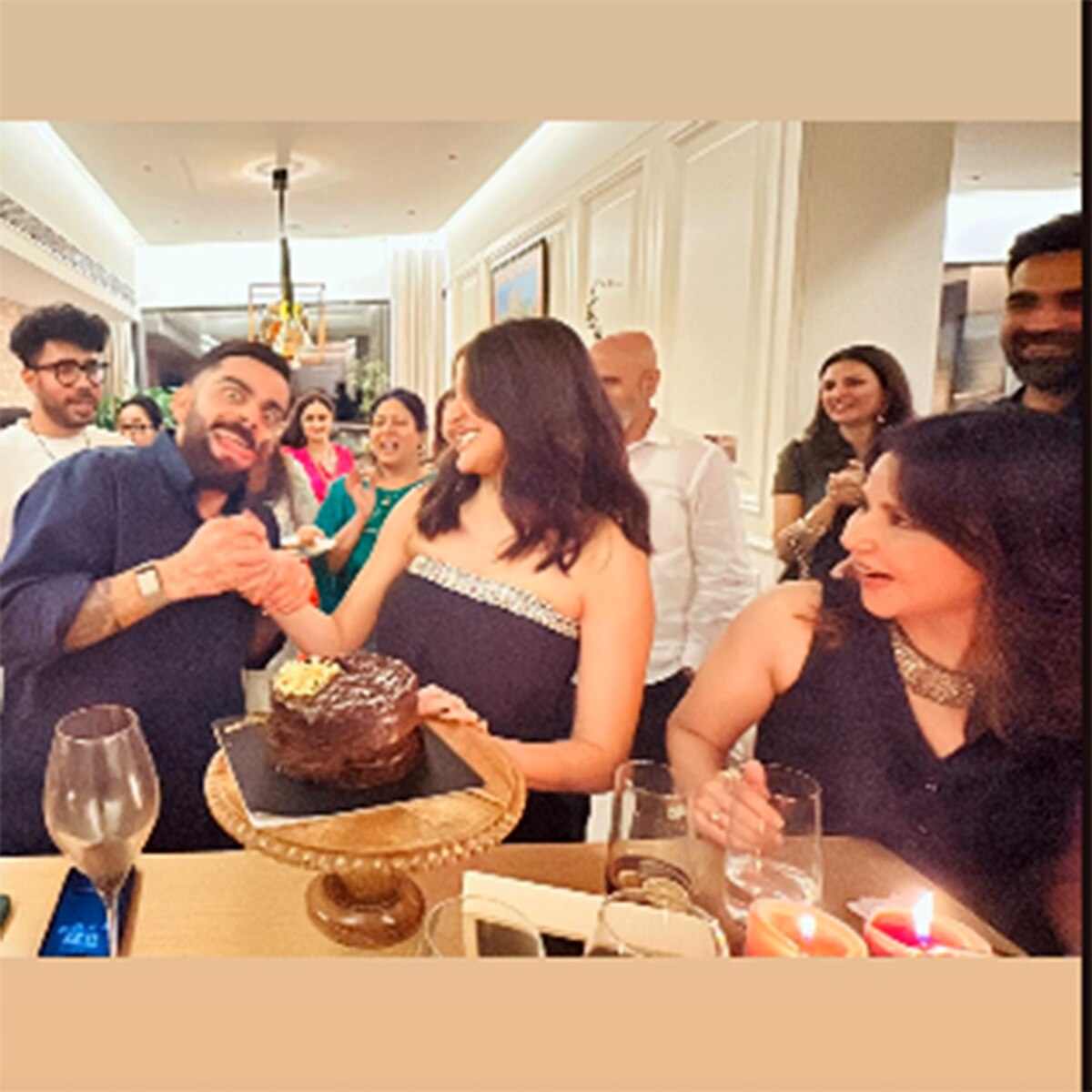  विराट-अनुष्का