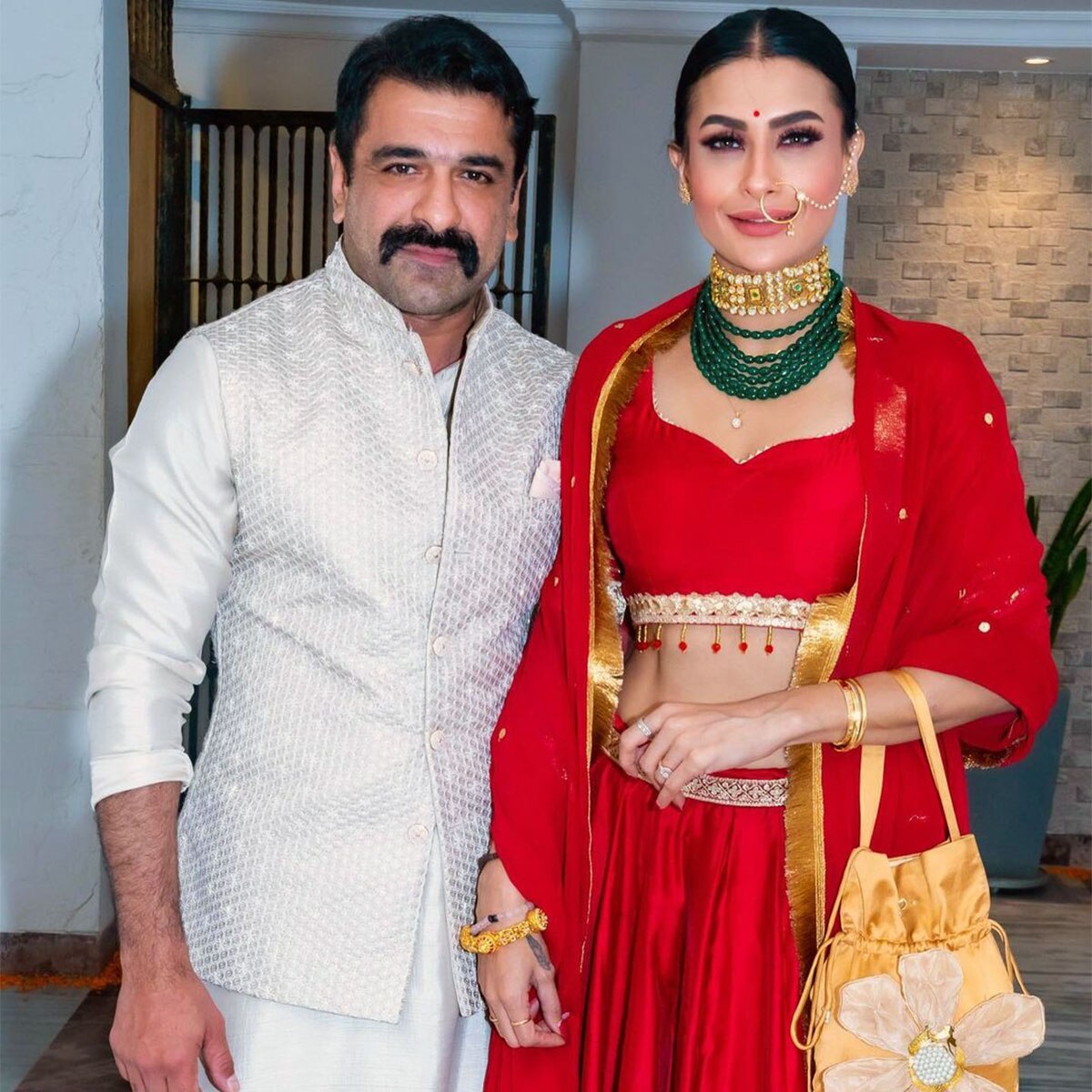 पवित्रा 