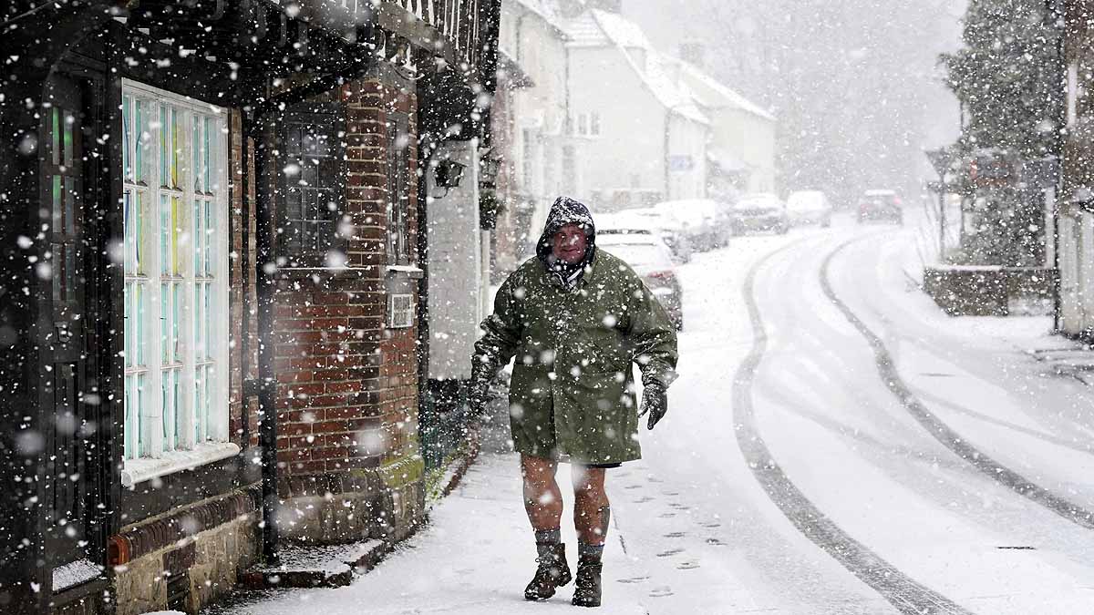 UK Weather Snow Bomb