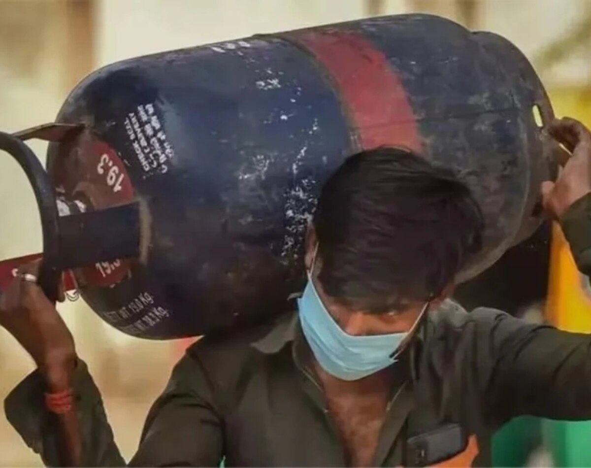 घट गए LPG सिलेंडर के दाम