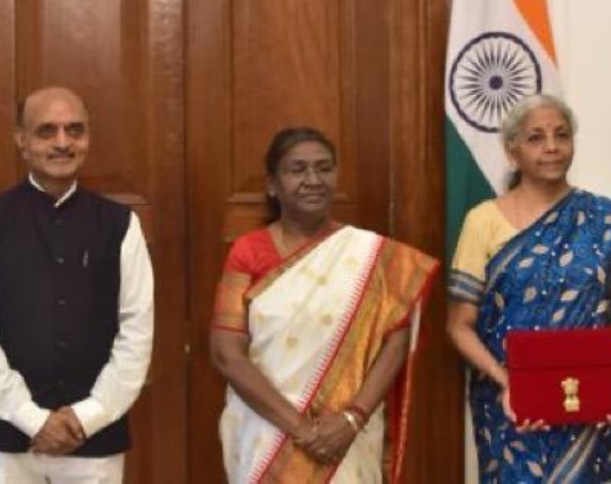 राष्ट्रपति को दी गई बजट की जानकारी