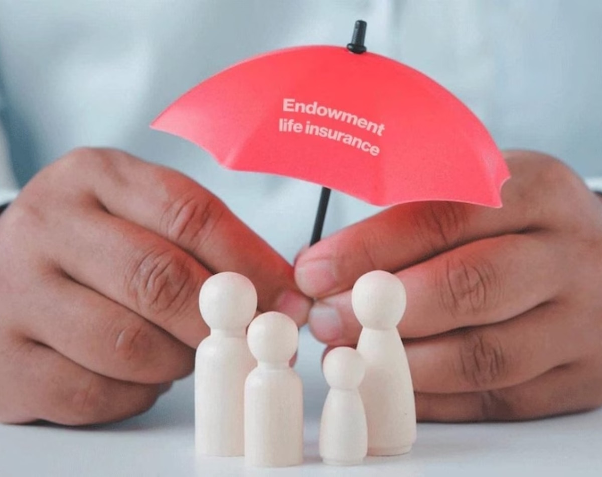 लाइफ और हेल्थ इंश्योरेंस लेना ना भूलें