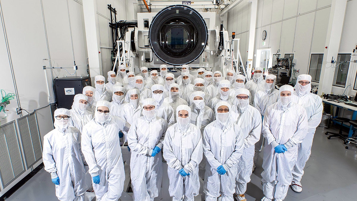 World's Largest Digital Camera