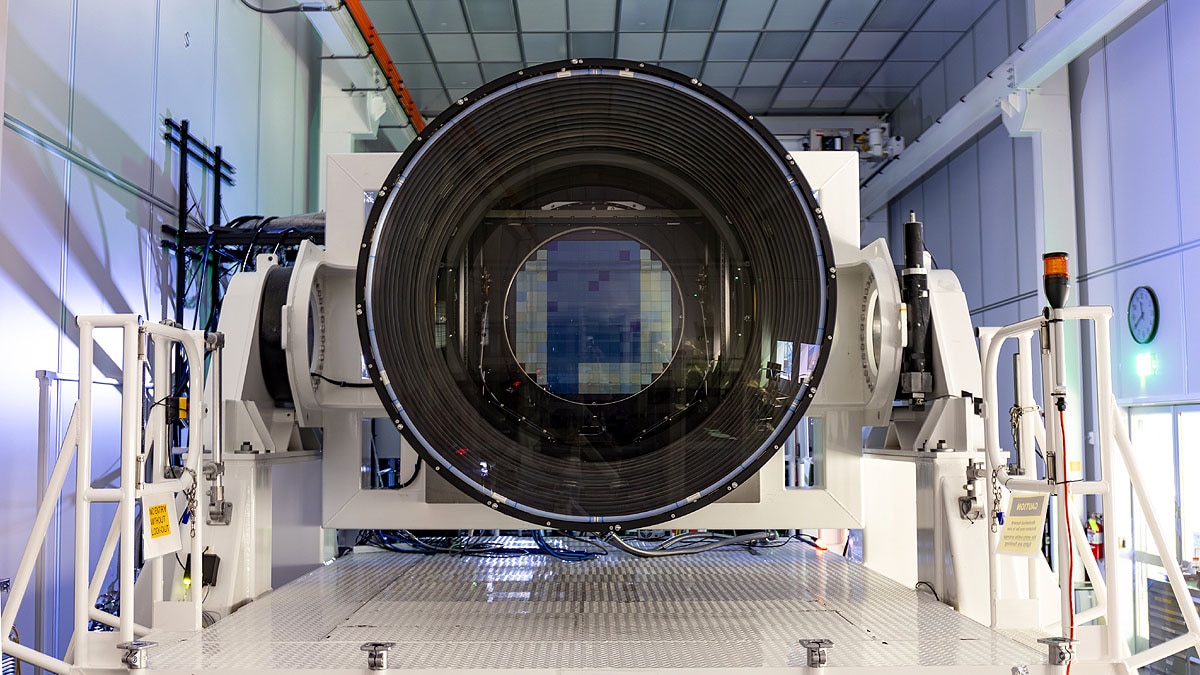 World's Largest Digital Camera