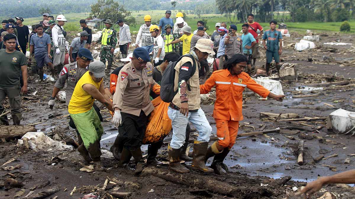 Cold Lava, Flash Flood, Indonesia