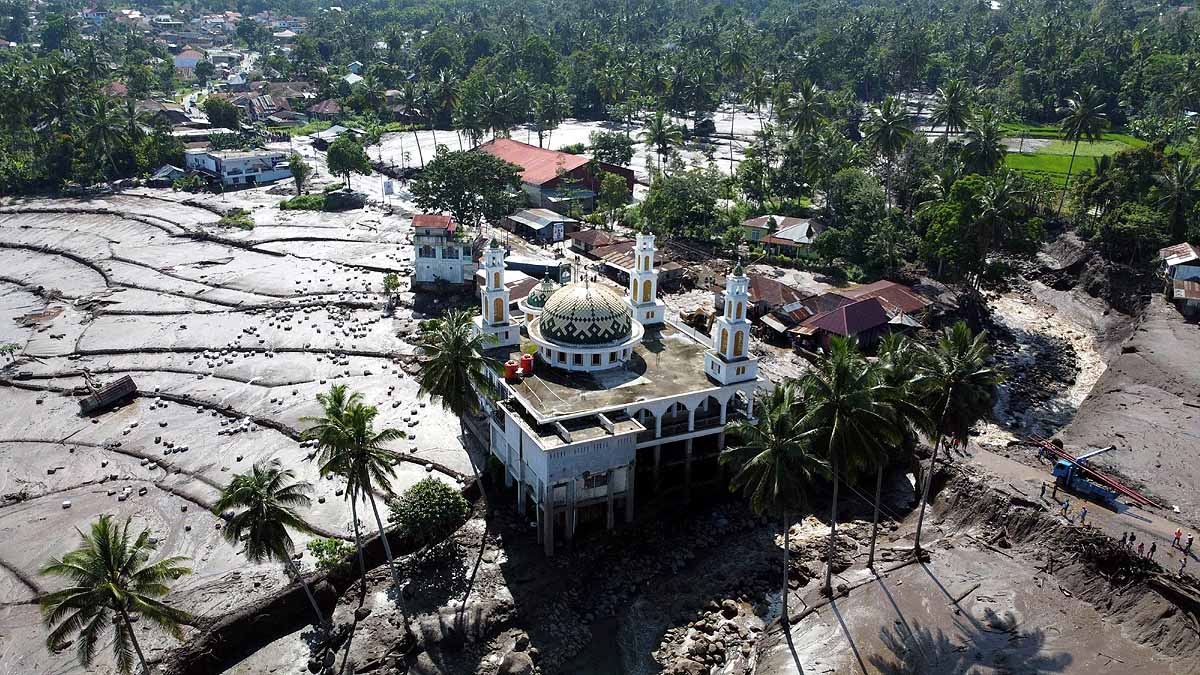 Cold Lava, Flash Flood, Indonesia