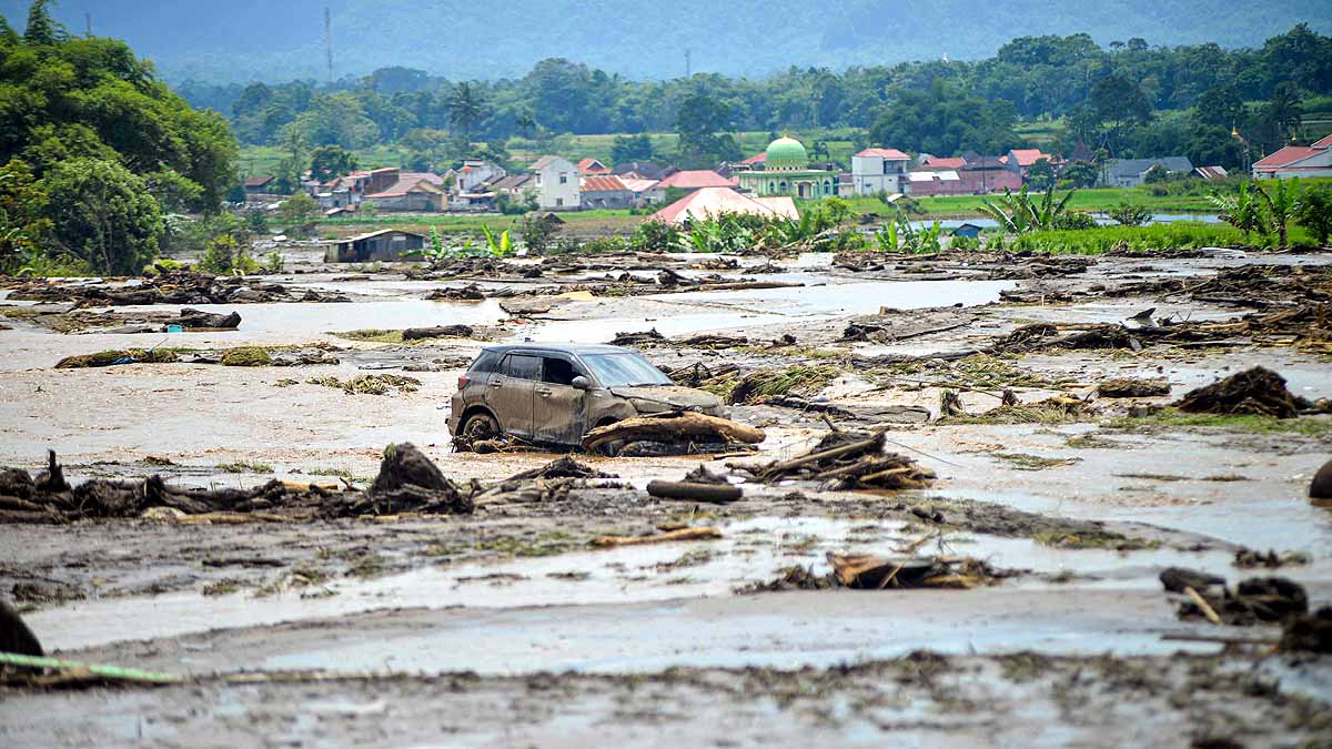 Cold Lava, Flash Flood, Indonesia