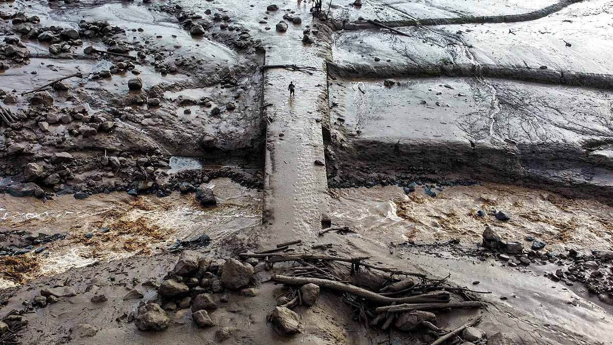 Cold Lava, Flash Flood, Indonesia
