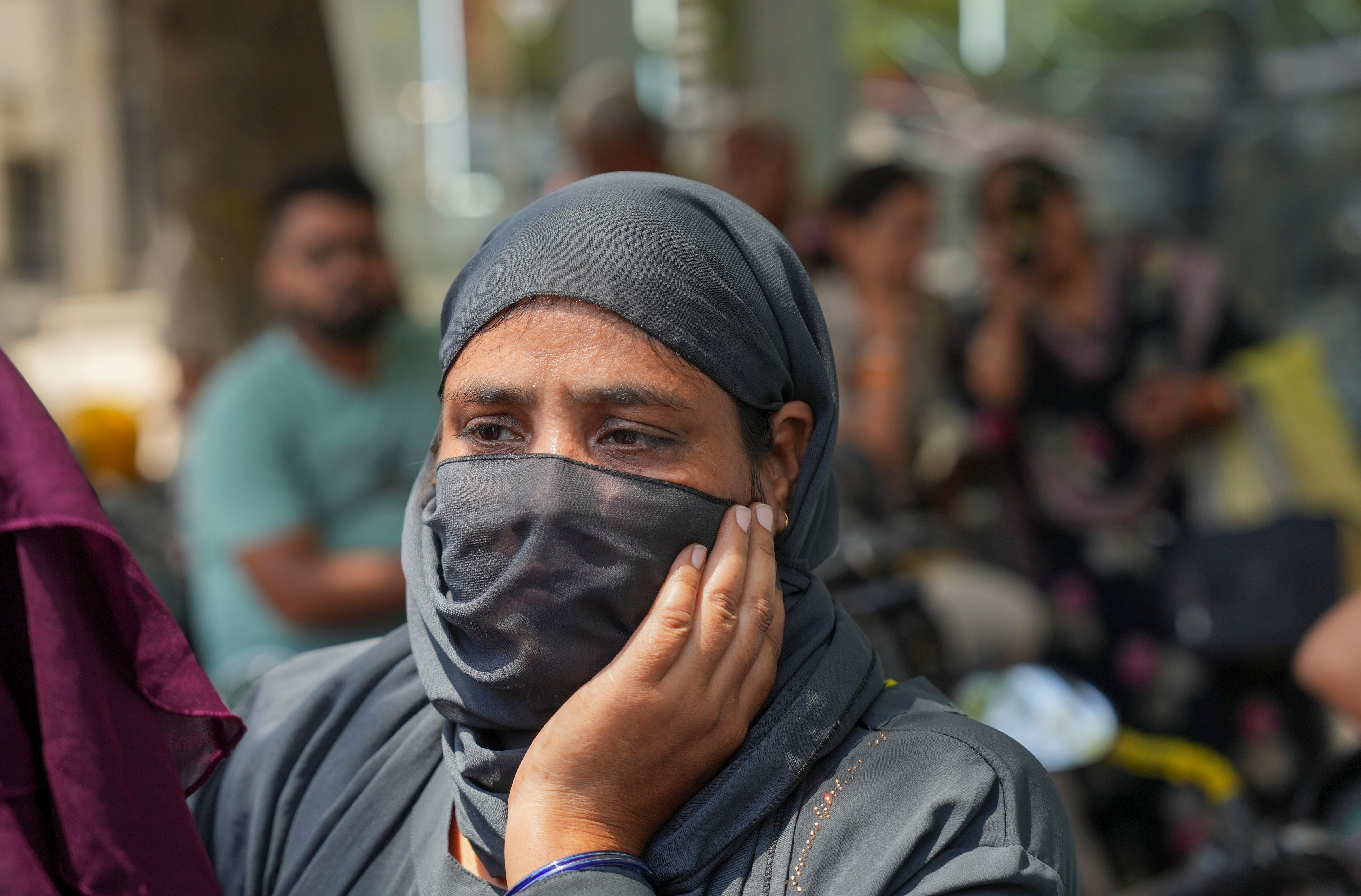 बेबी केयर अस्पताल अग्निकांड की 10 दिल झकझोरने वाली तस्वीरें