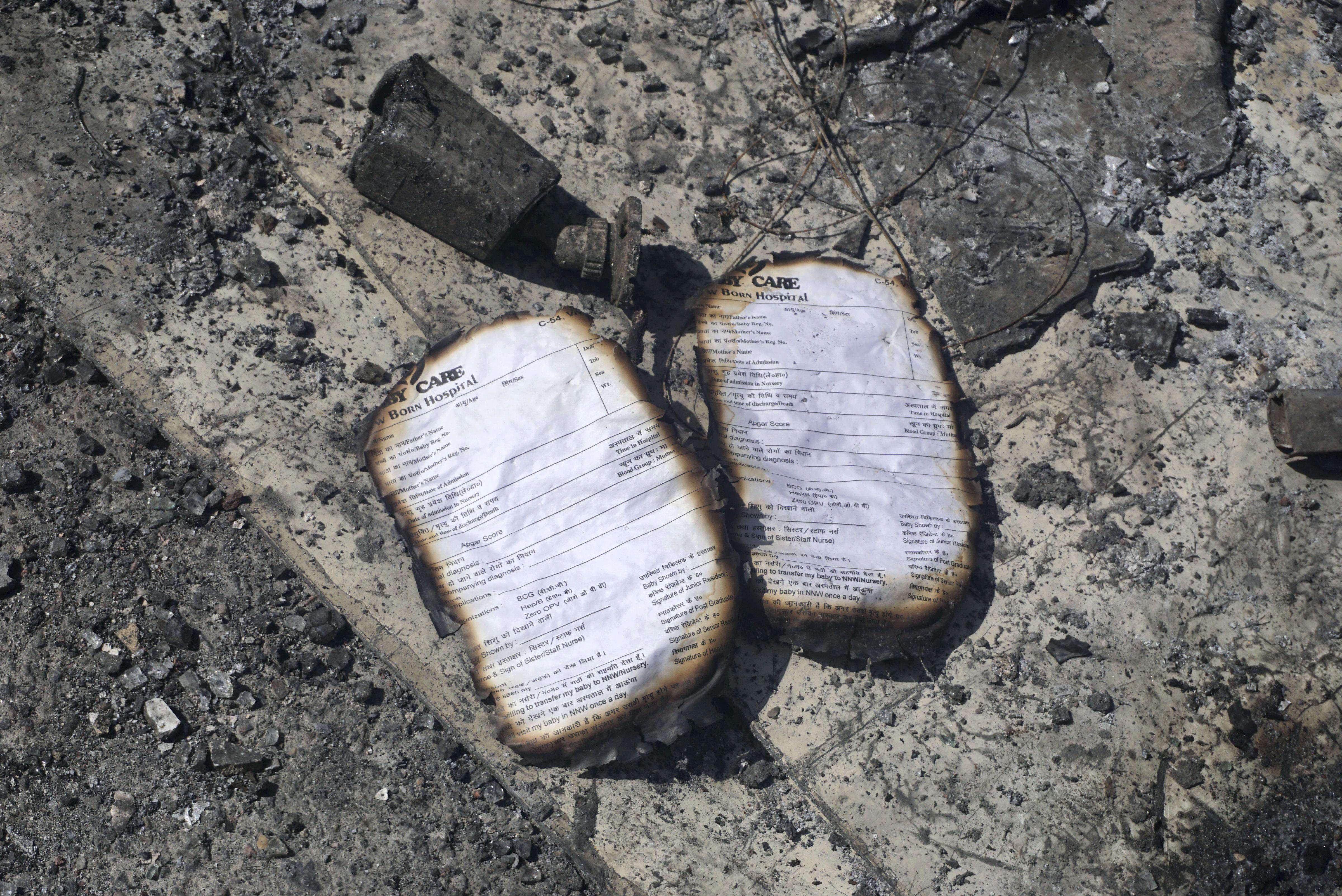 बेबी केयर अस्पताल अग्निकांड की 10 दिल झकझोरने वाली तस्वीरें