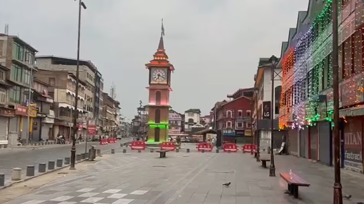 Independence day at Kashmir's Lal Chauk