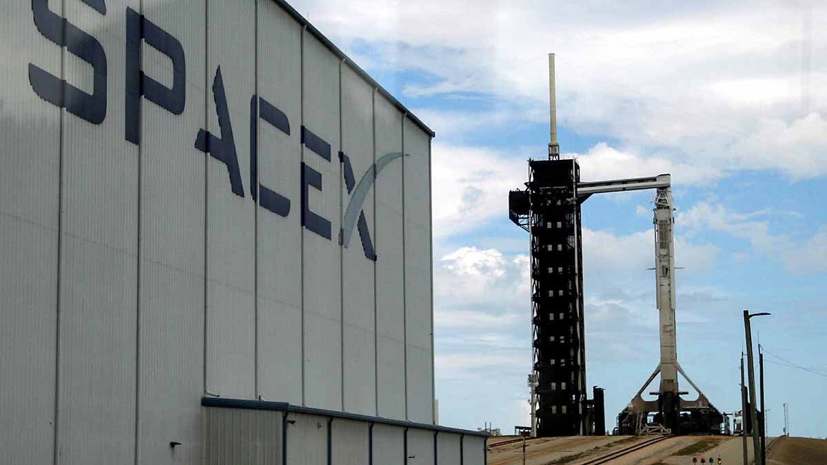 Polaris Dawn Mission, SpaceX, Civilian Spacewalk