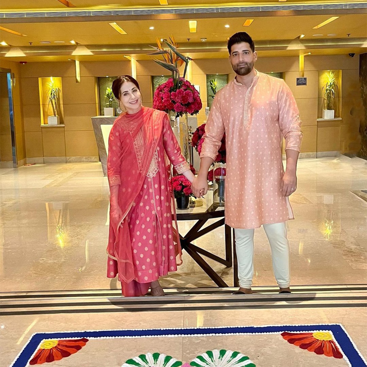 उर्मिला मातोंडकर, मोहसिन अख्तर