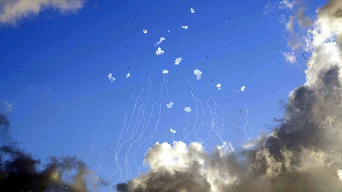 Indian Soldiers In Blue Line