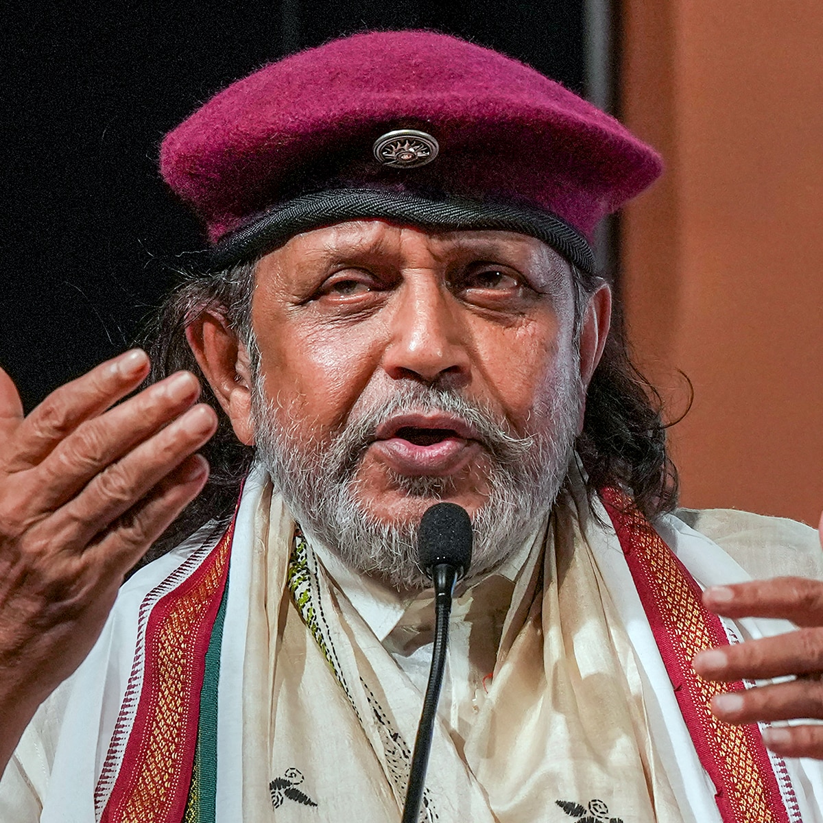 मिथुन चक्रवर्ती