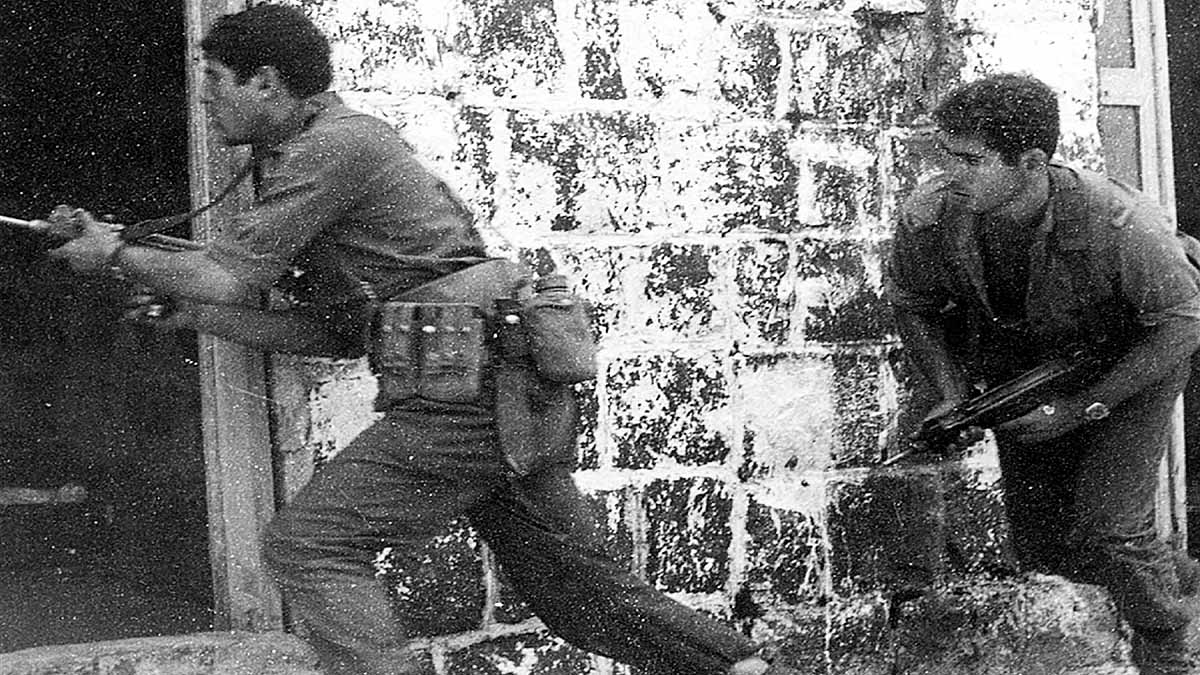 Young Commando Netanyahu