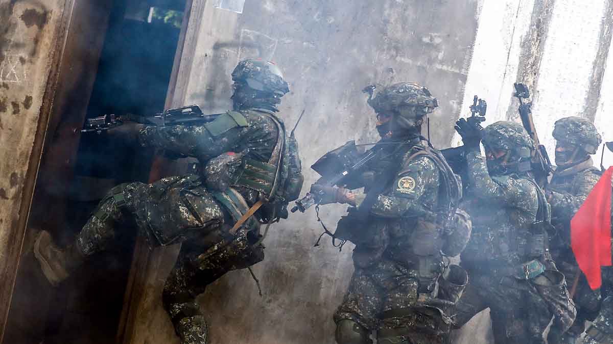 Navy Seal Team 6, Taiwan, China