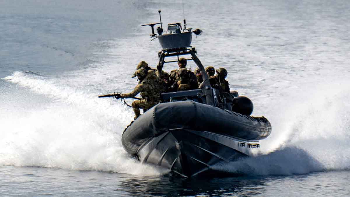 Navy Seal Team 6, Taiwan, China