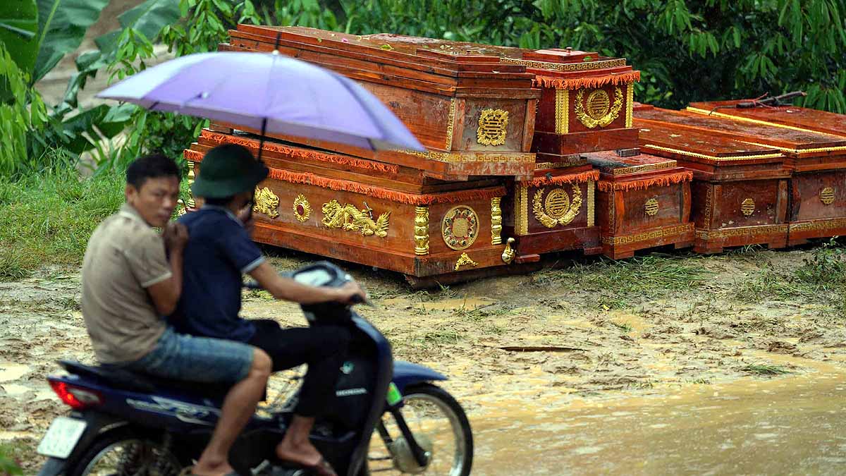 Vietnam, Landslide, Typhoon Yagi
