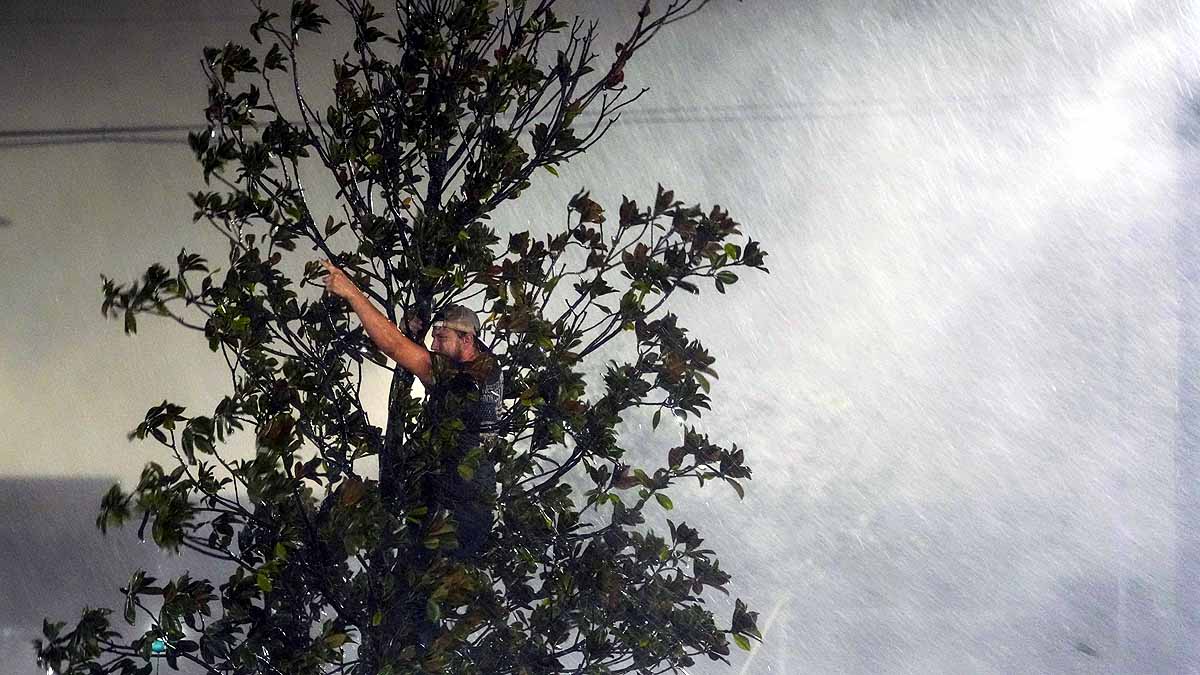 Hurricane Milton, Weather