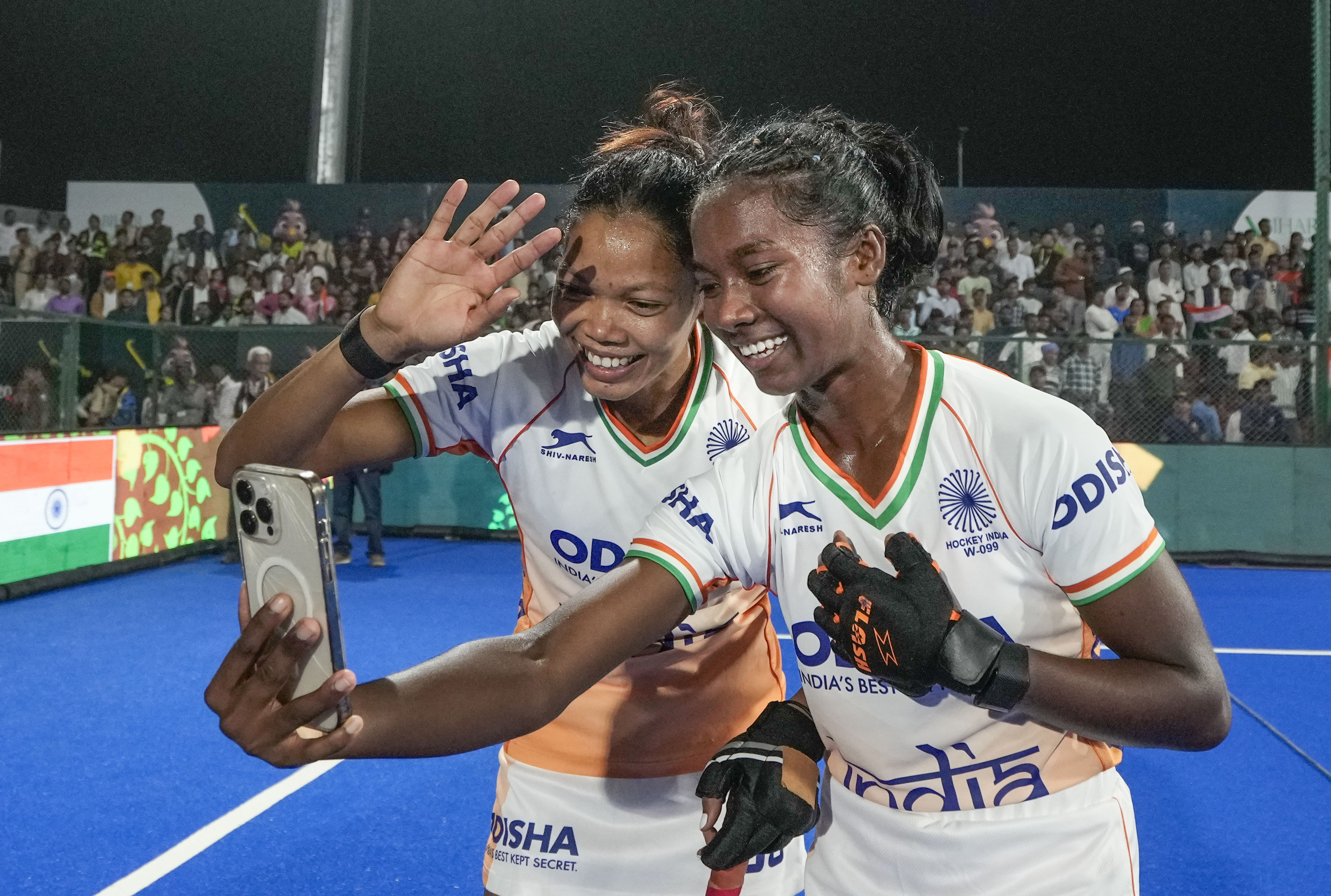   Indian women's hockey team.