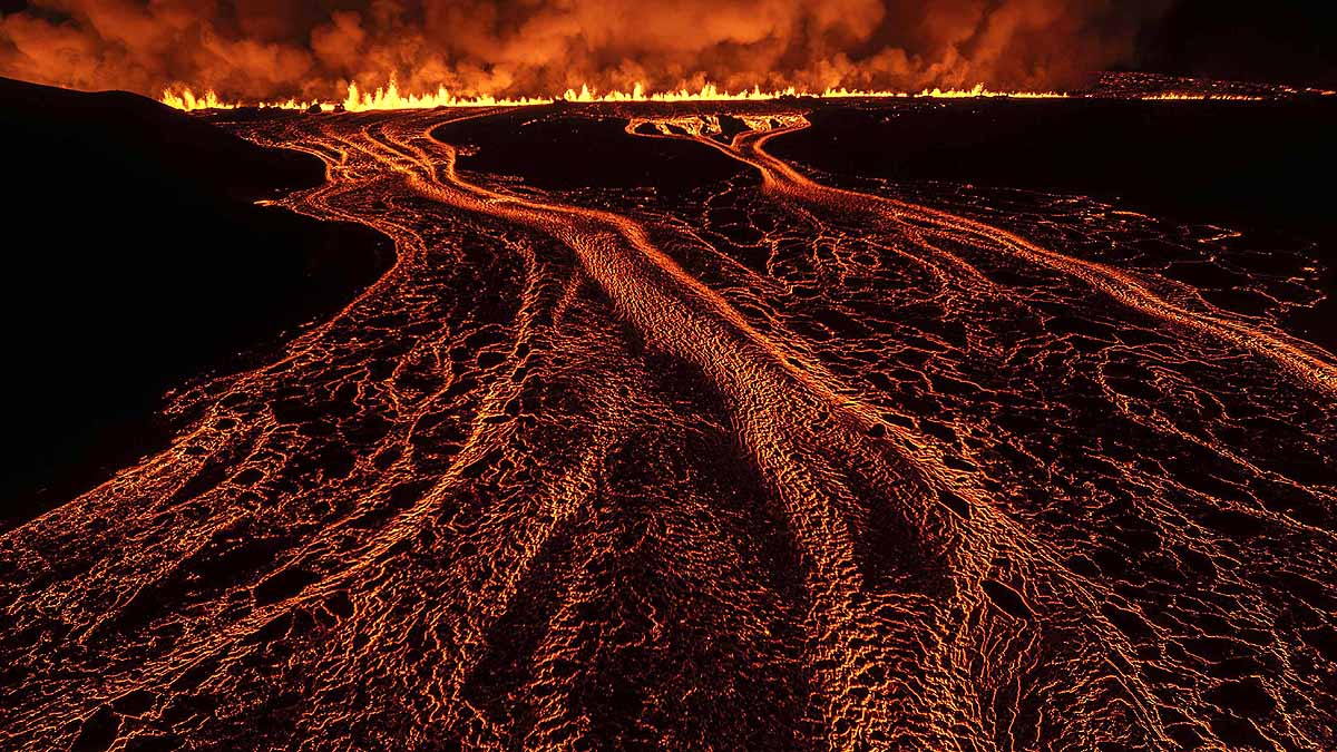 Iceland Volcano Eruption 