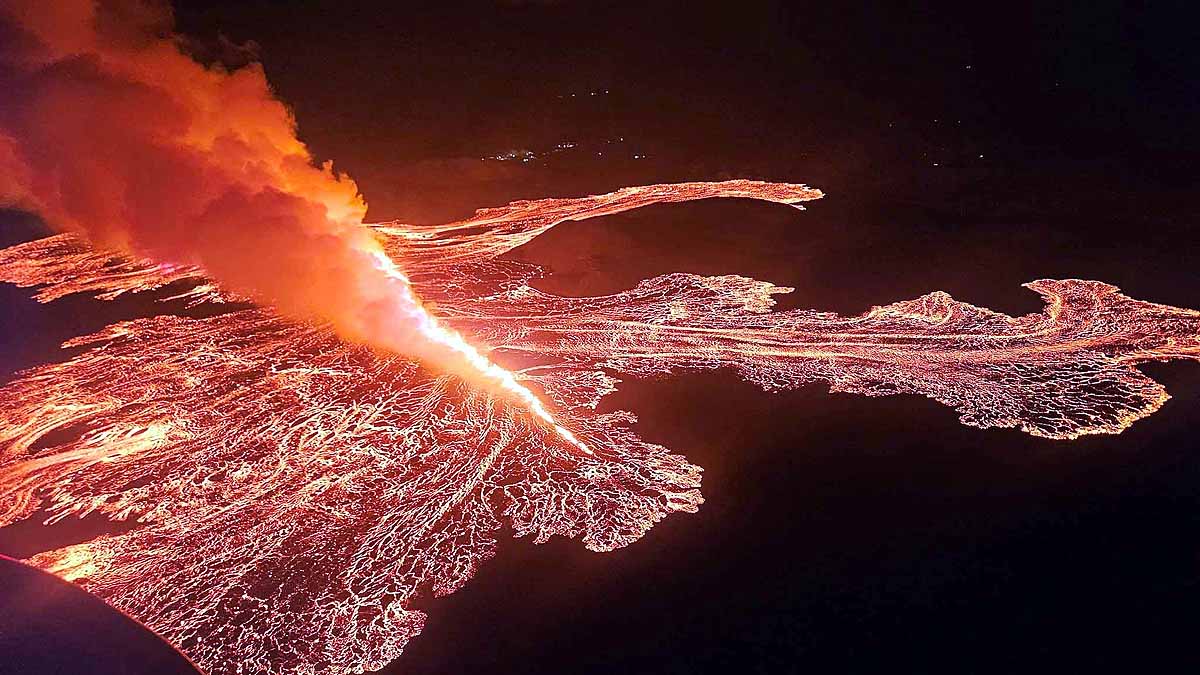 Iceland Volcano Eruption 