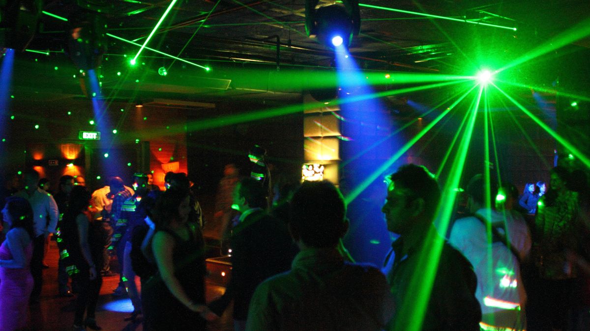 सुपर रिच की पार्टियों का क्या होता है सीक्रेट