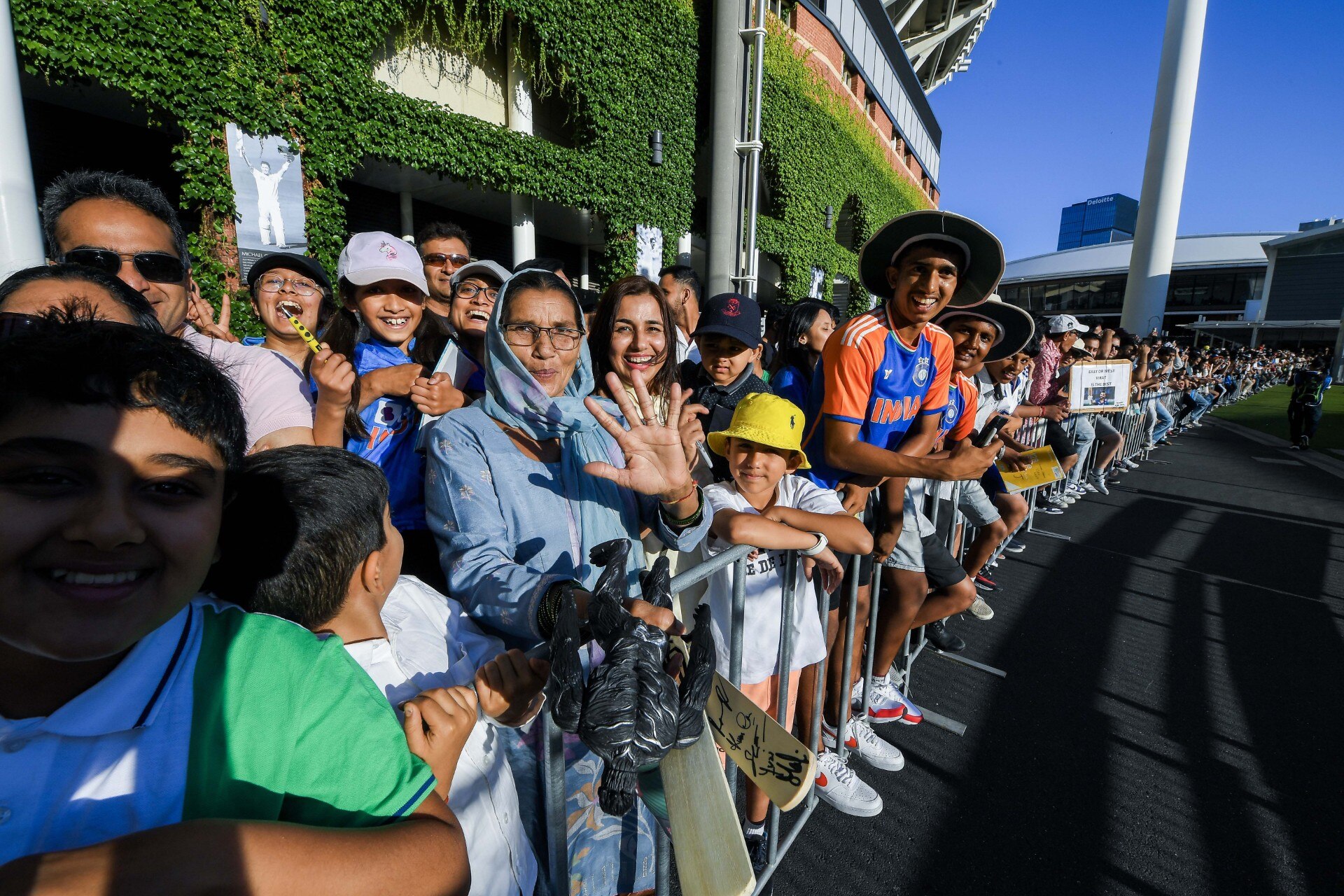 ADELAIDE Crowd chaos-4