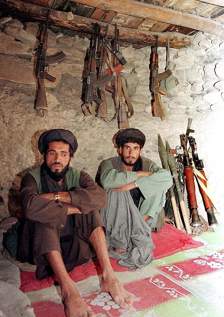 ऐसे पाकिस्तान में ही सिर उठाने लगा तालिबान