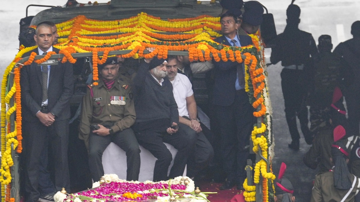 मनमोहन सिंह 