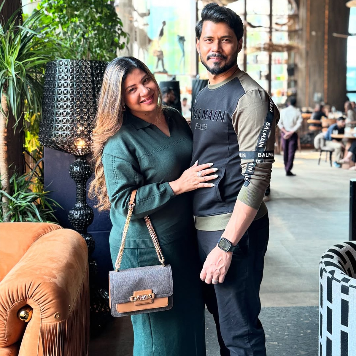 संभावना सेठ 