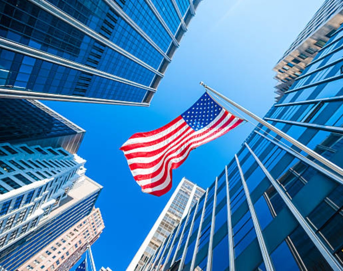 अमेरिका सबसे बड़ा कर्जदार देश 