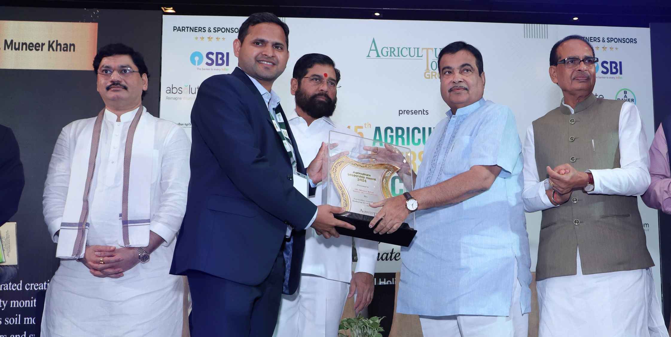 Muneer Khan invention AI eye glasses 6