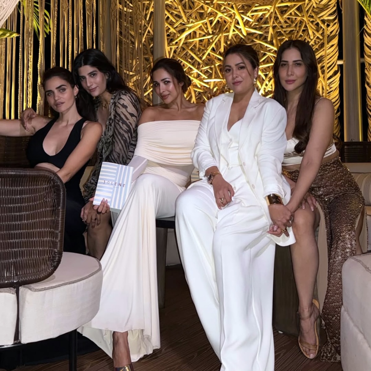  मलाइका अरोड़ा