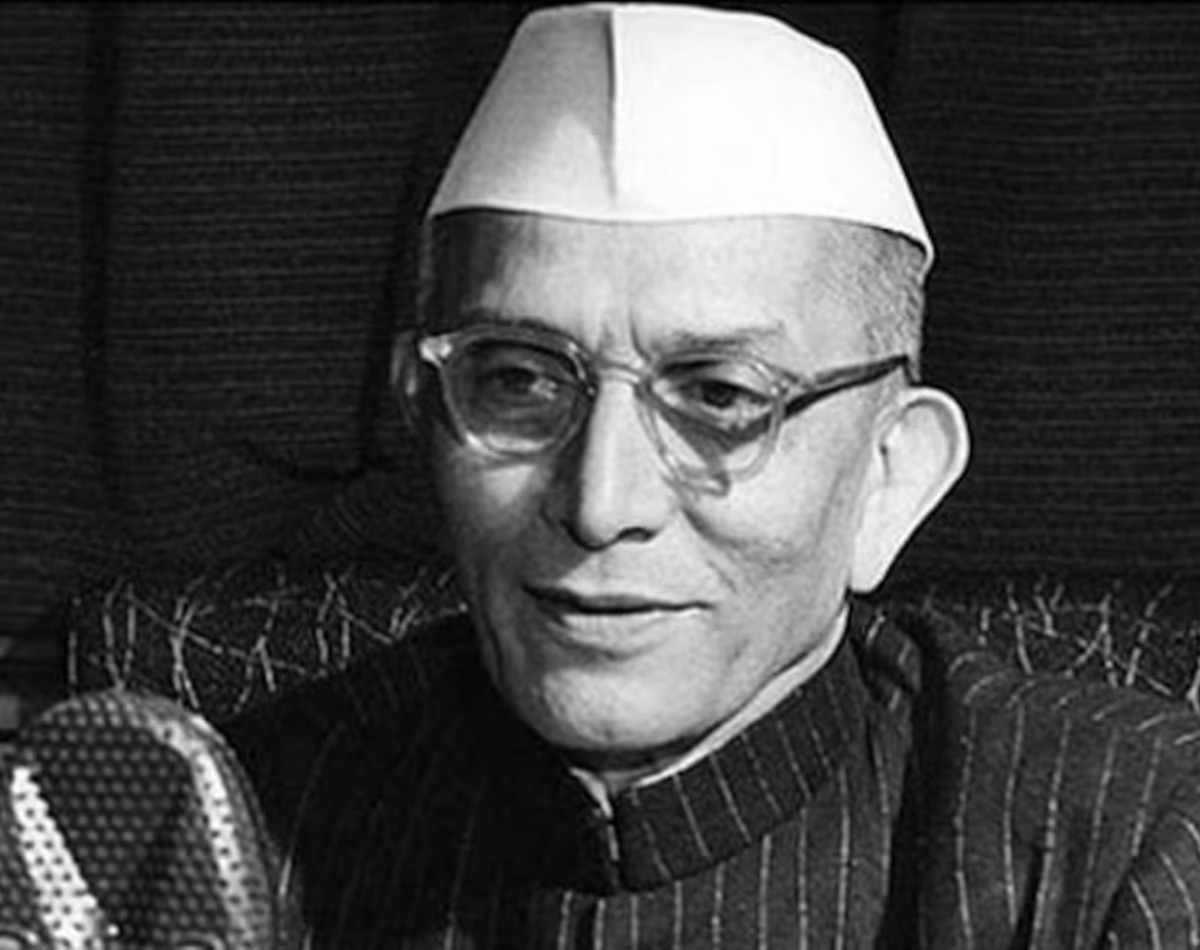 मोरारजी देसाई के नाम और भी रिकॉर्ड