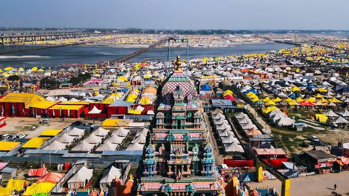 जहां तक देखो टेंट ही टेंट और पुल... फोटोज में देखें कुंभ से पहले कैसा है संगम का नजारा - Trending AajTak