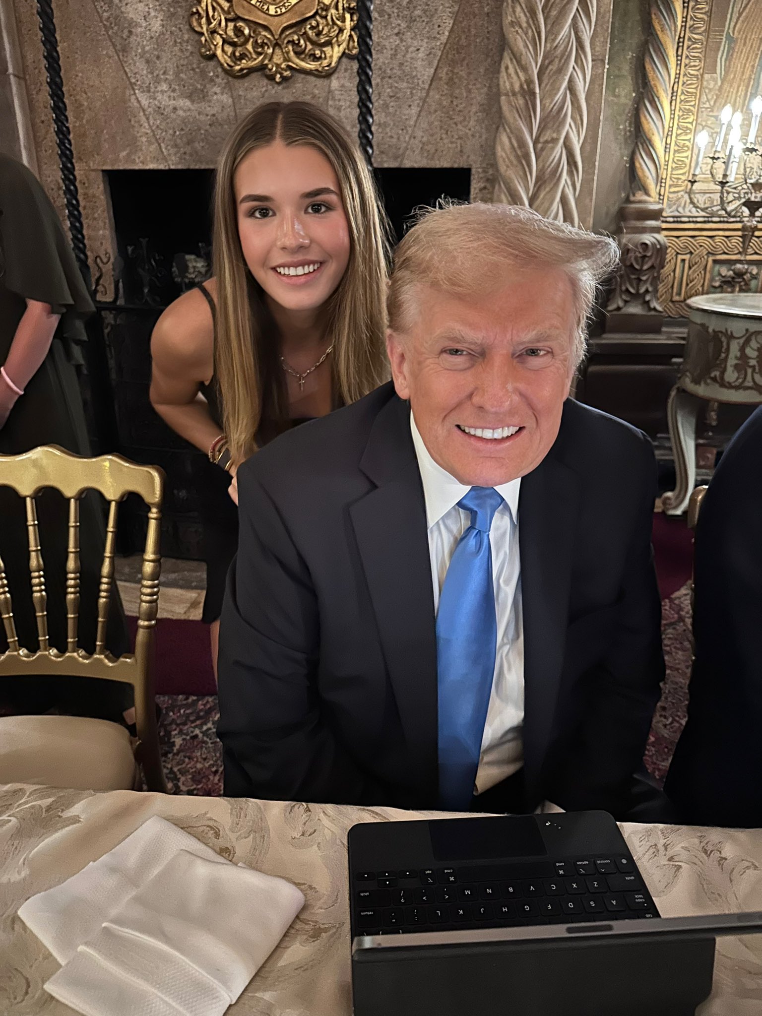 पोती के साथ यूं दिखे ट्रंप