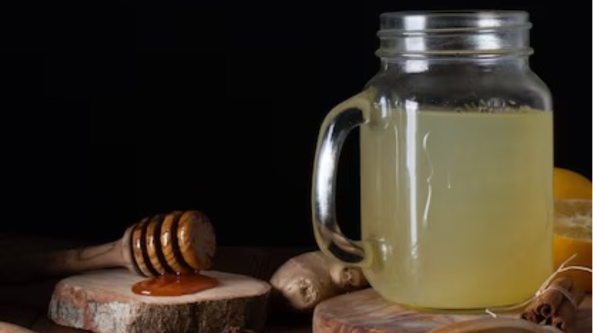 Nimbu Paani with honey