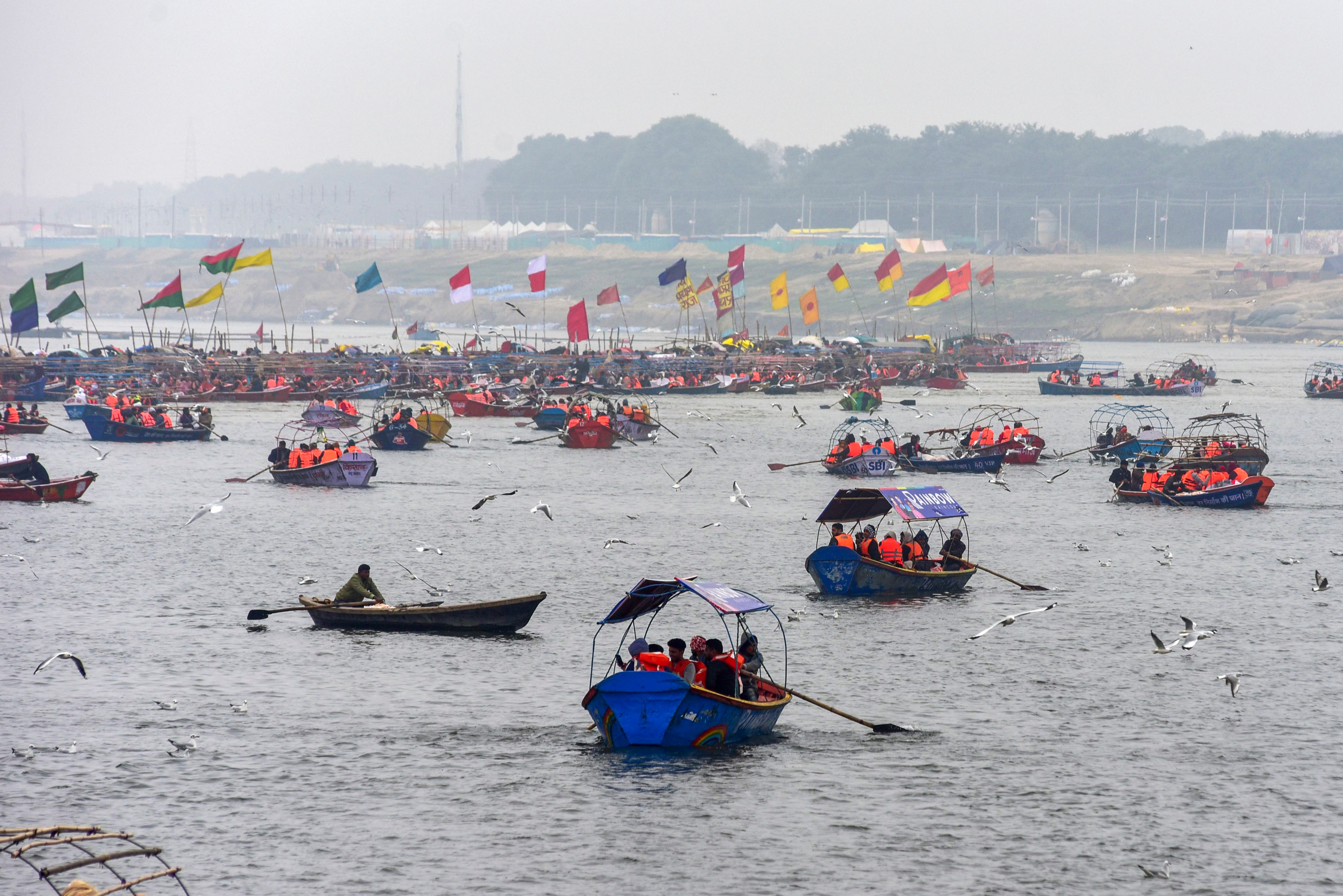 नए साल पर नौकाविहार