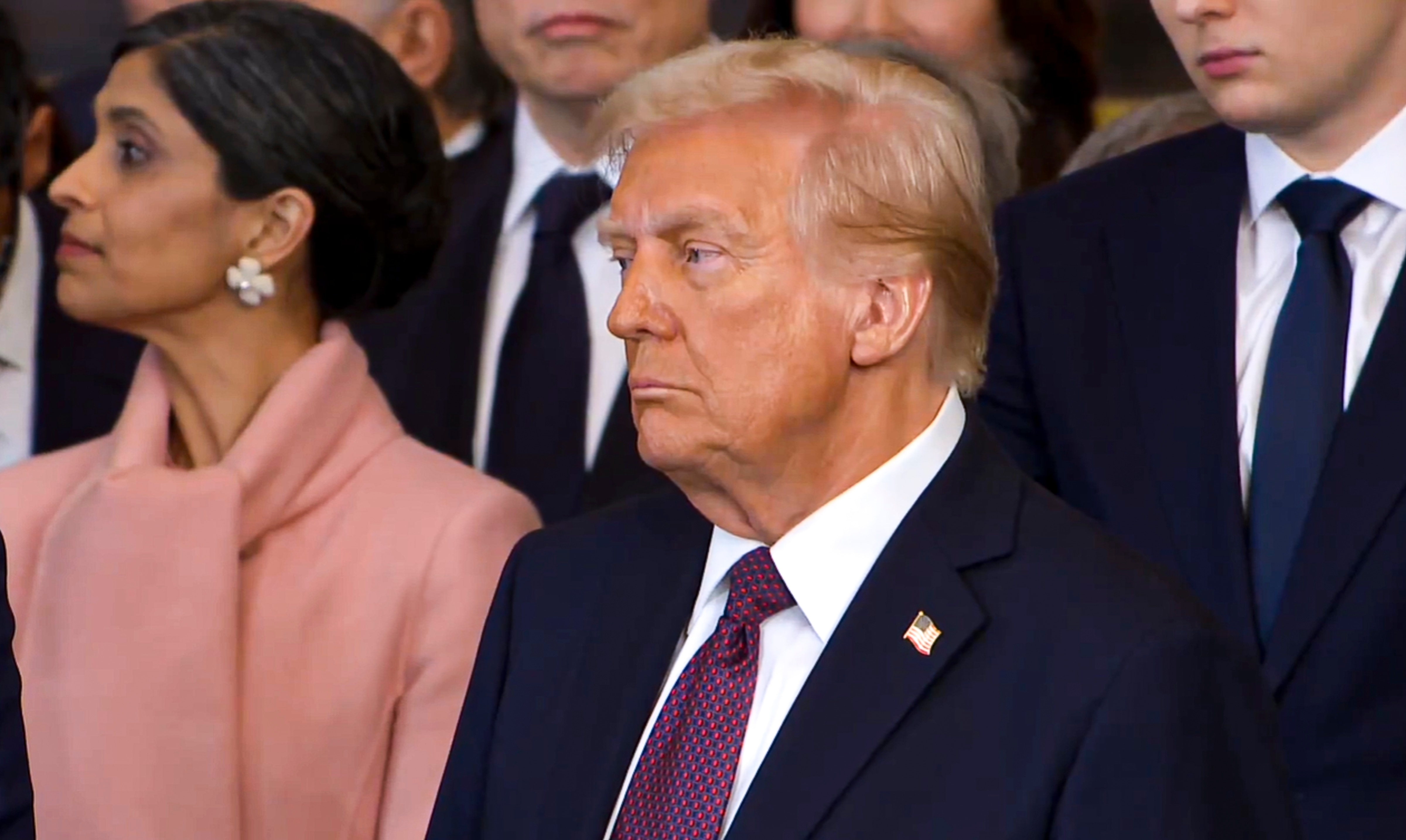 डोनाल्ड ट्रंप