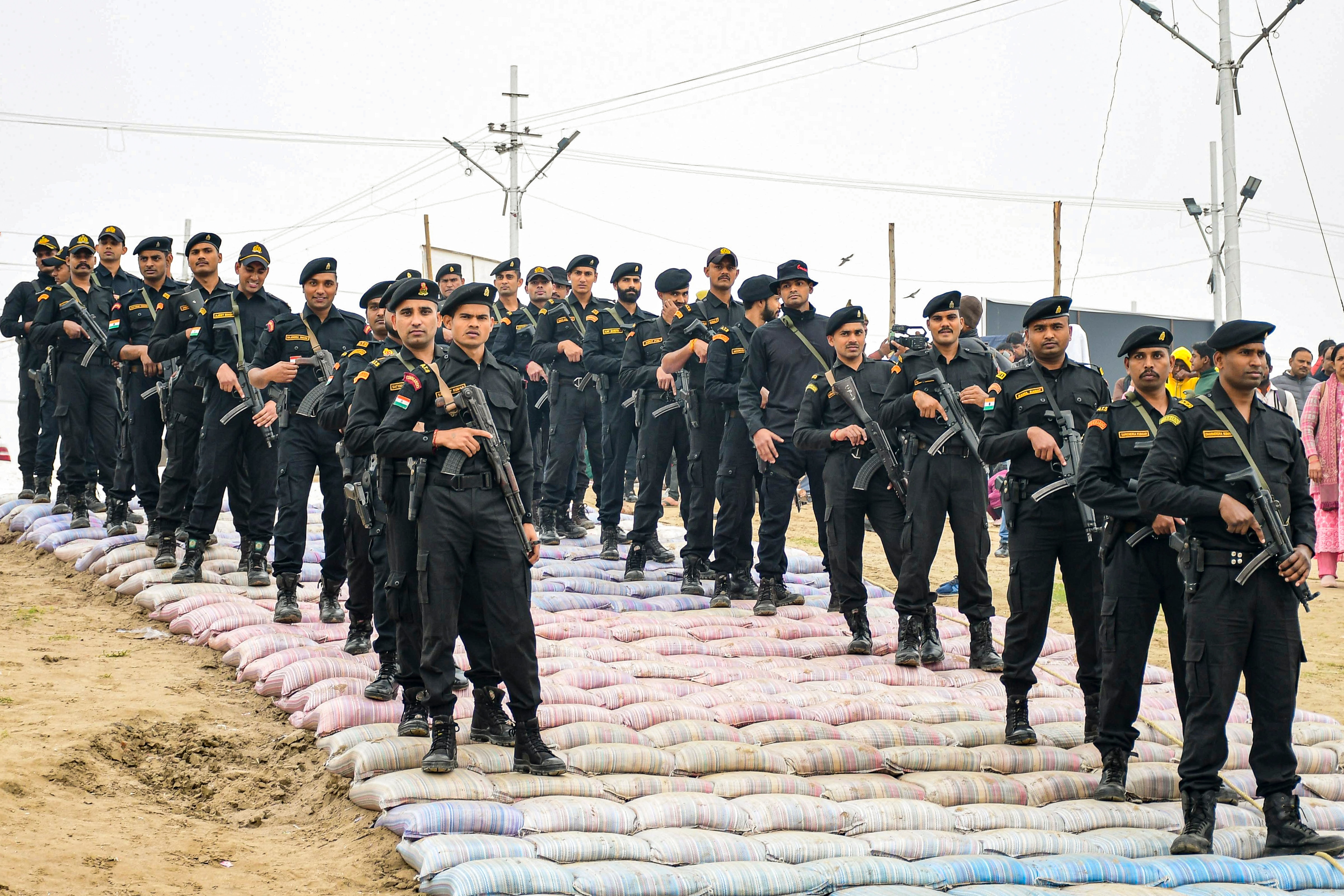 श्रद्धालुओं की सुरक्षा की पूरी तैयारी ​​​​​​​