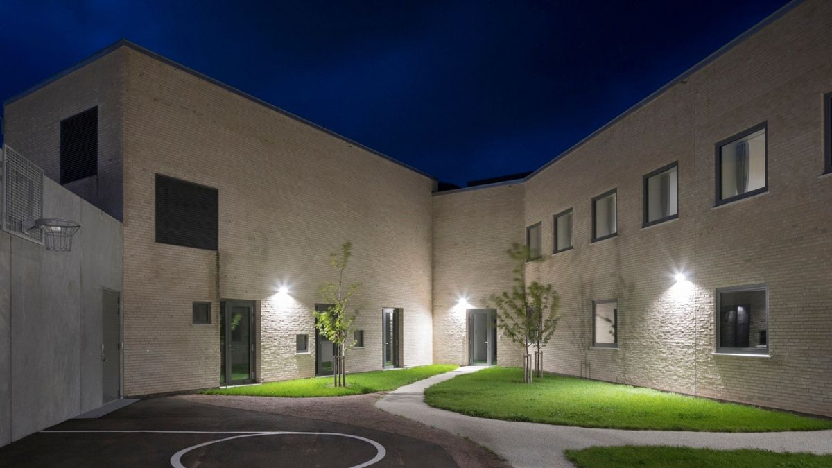  इस देश में फाइव स्टार होटल जैसी जेल, जहां सजा नहीं, छुट्टियों का अहसास करते हैं कैदी