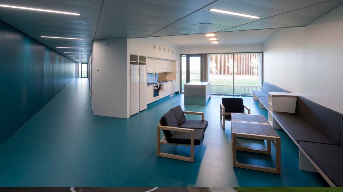  इस देश में फाइव स्टार होटल जैसी जेल, जहां सजा नहीं, छुट्टियों का अहसास करते हैं कैदी