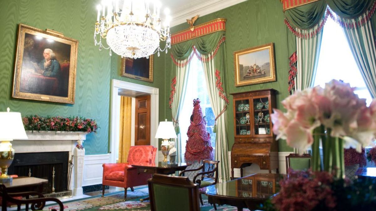 आलीशान इंटीरियर