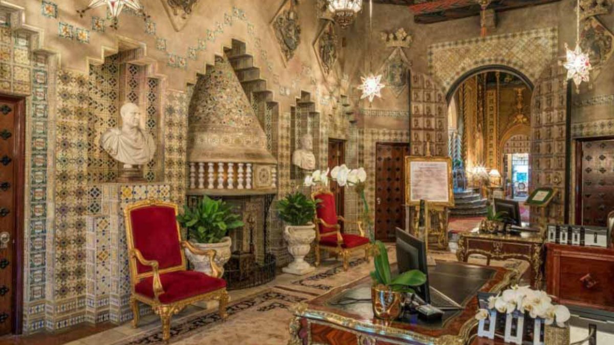 तस्वीरों में देखें ट्रंप के घर की लग्जरी लाइफस्टाइल