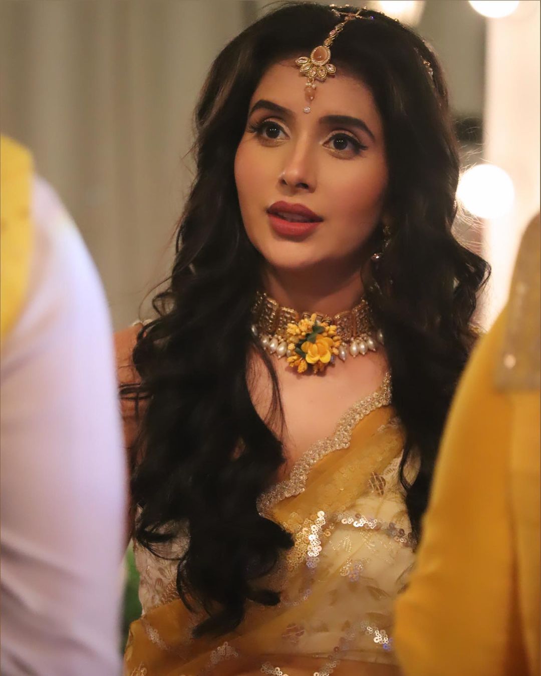 चारु असोपा 