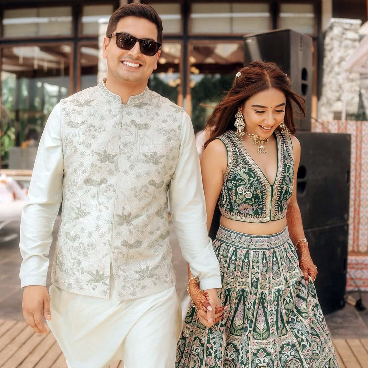 प्राजक्ता कोली, वृशांक खनाल